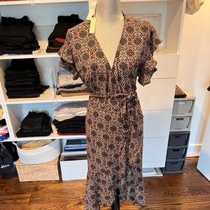 Nordstrom rack flowy high low dress with cross wrap front with tie. Brand new!
